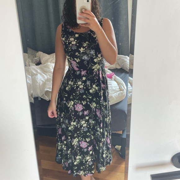 vintage floral maxi dress - Picture 2 of 5